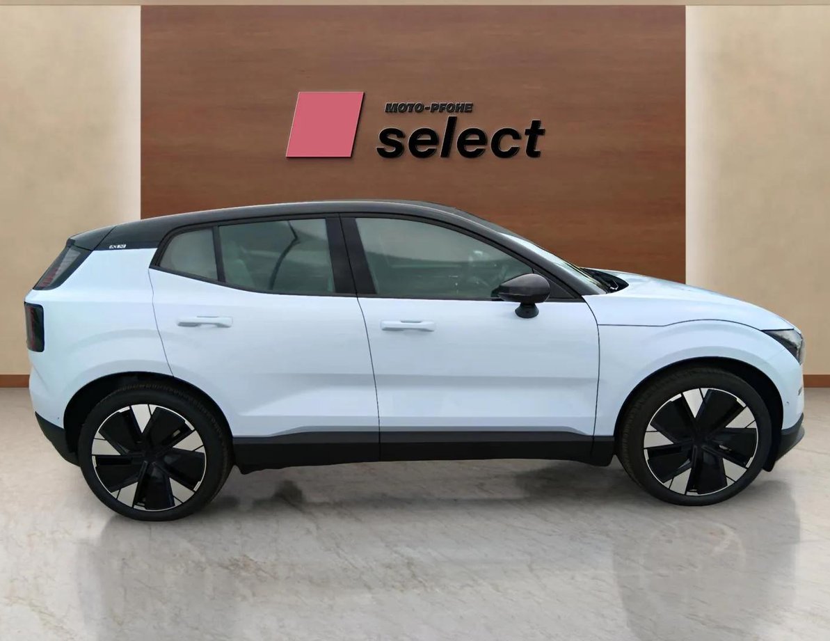 Volvo EX30 употребяван