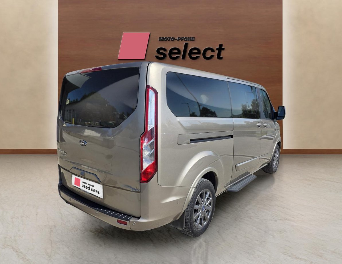 Ford Tourneo Custom употребяван