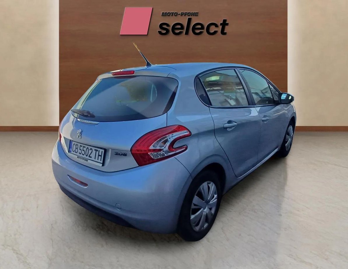 Peugeot 208 употребяван
