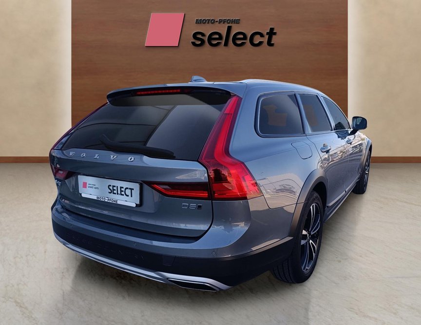 Volvo V90 Cross Country употребяван