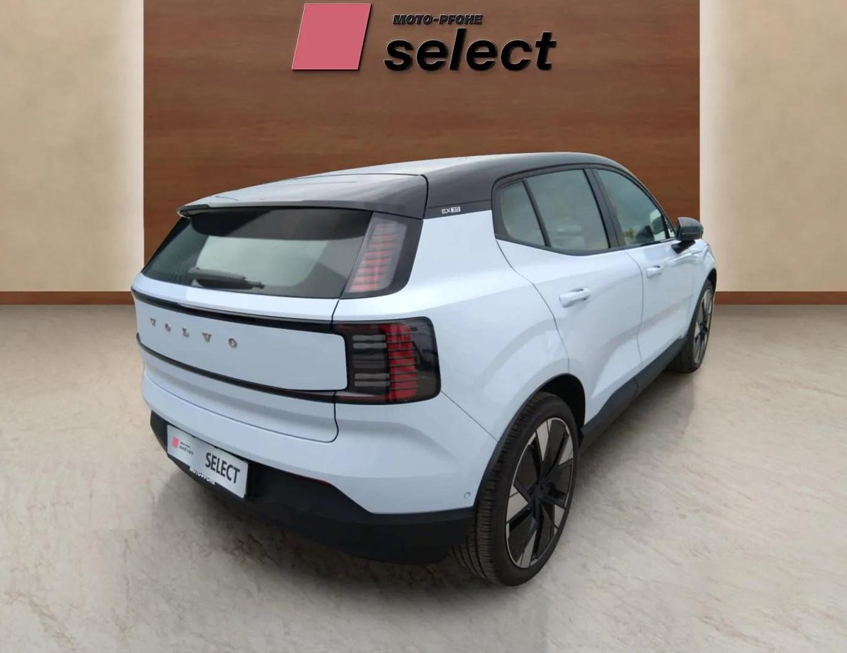 Volvo EX30 употребяван
