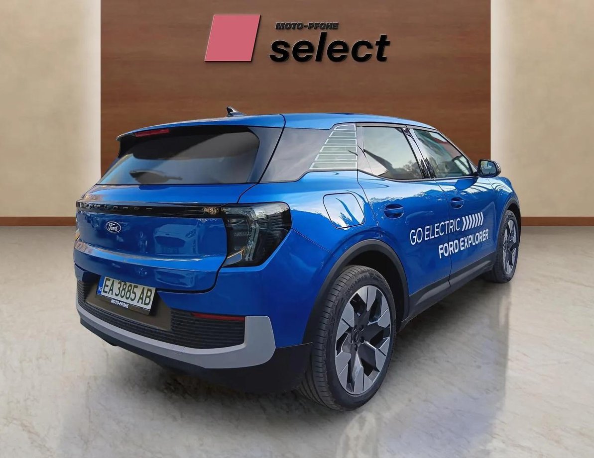 Ford E-Explorer употребяван