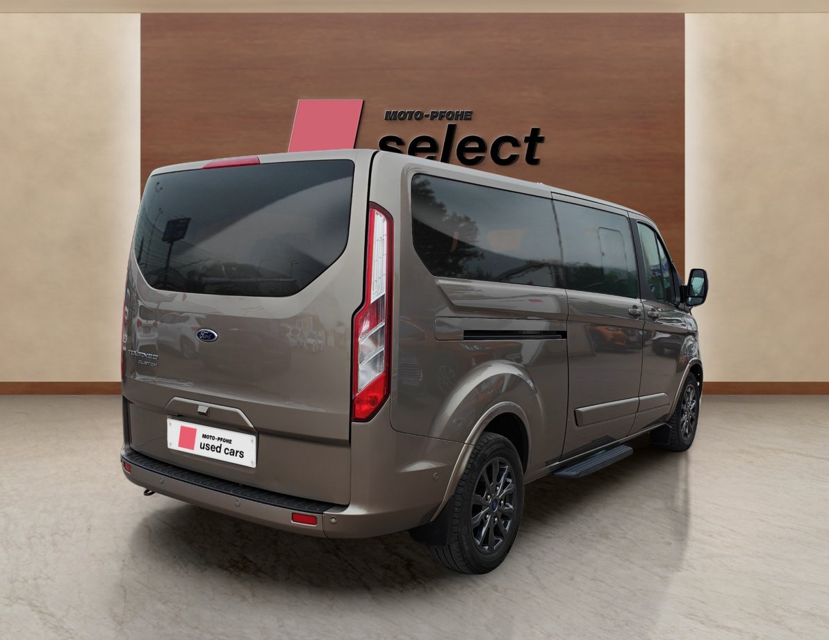 Ford Tourneo Custom употребяван