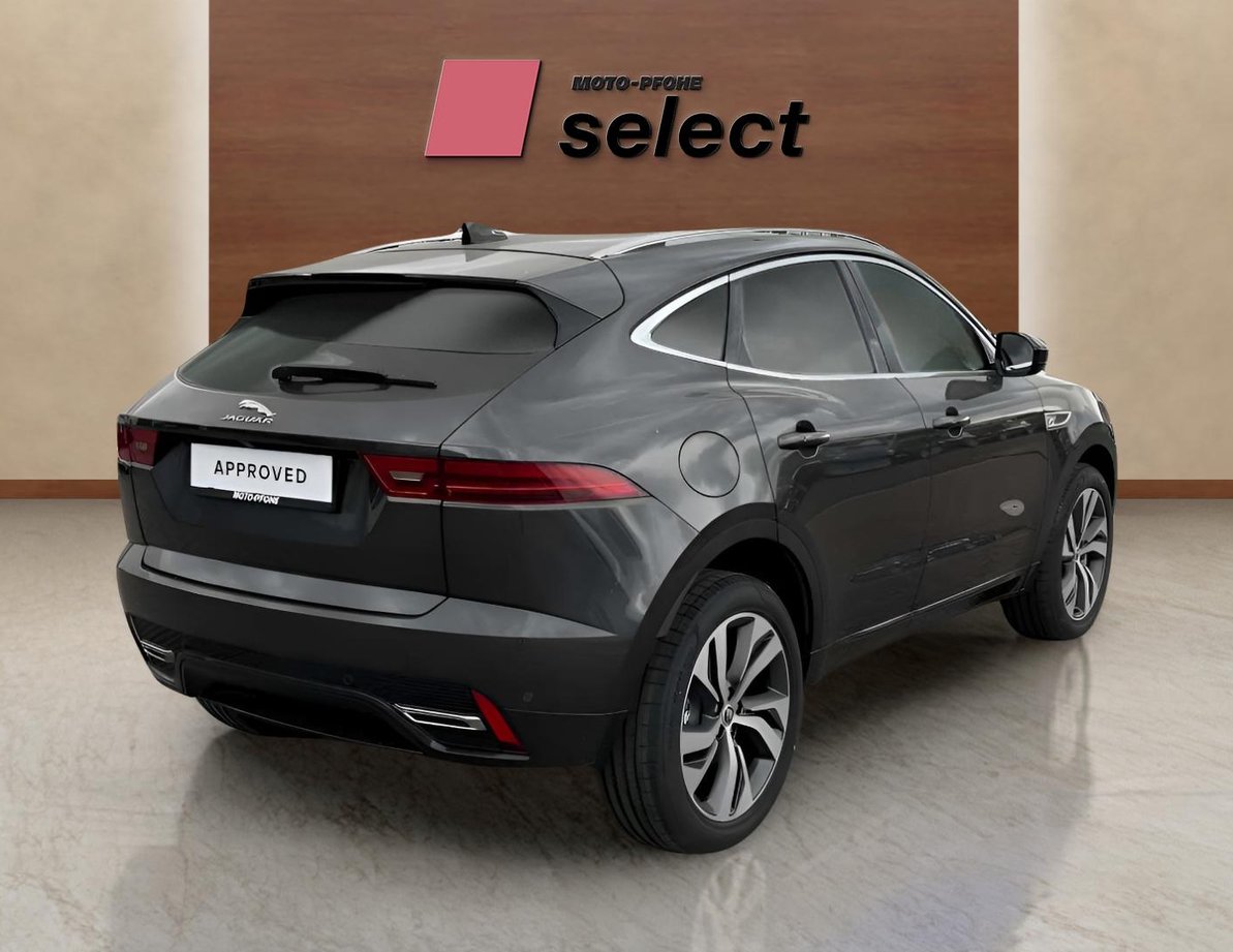 Jaguar E-Pace употребяван