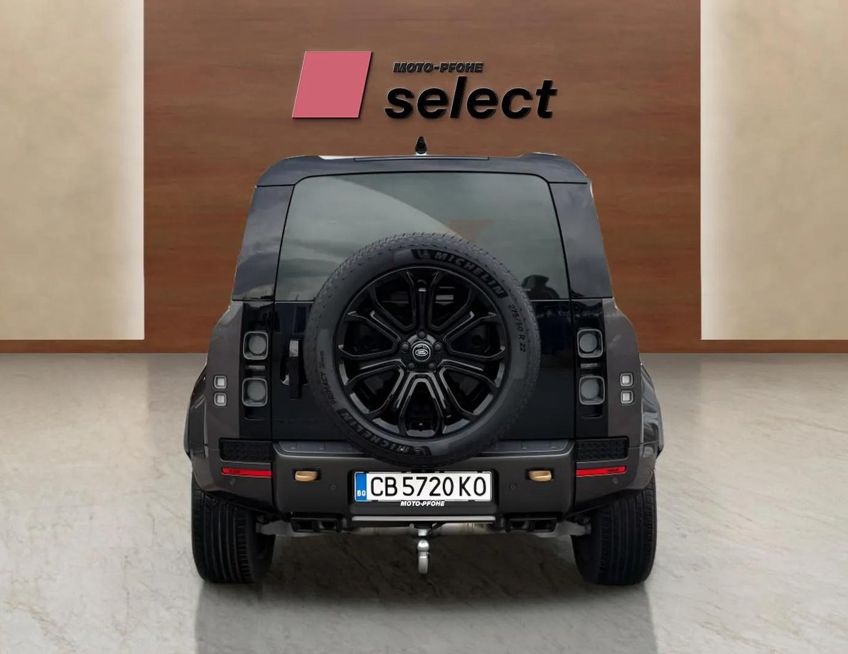 Land Rover Defender употребяван