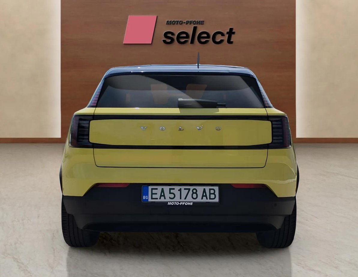 Volvo EX30 употребяван