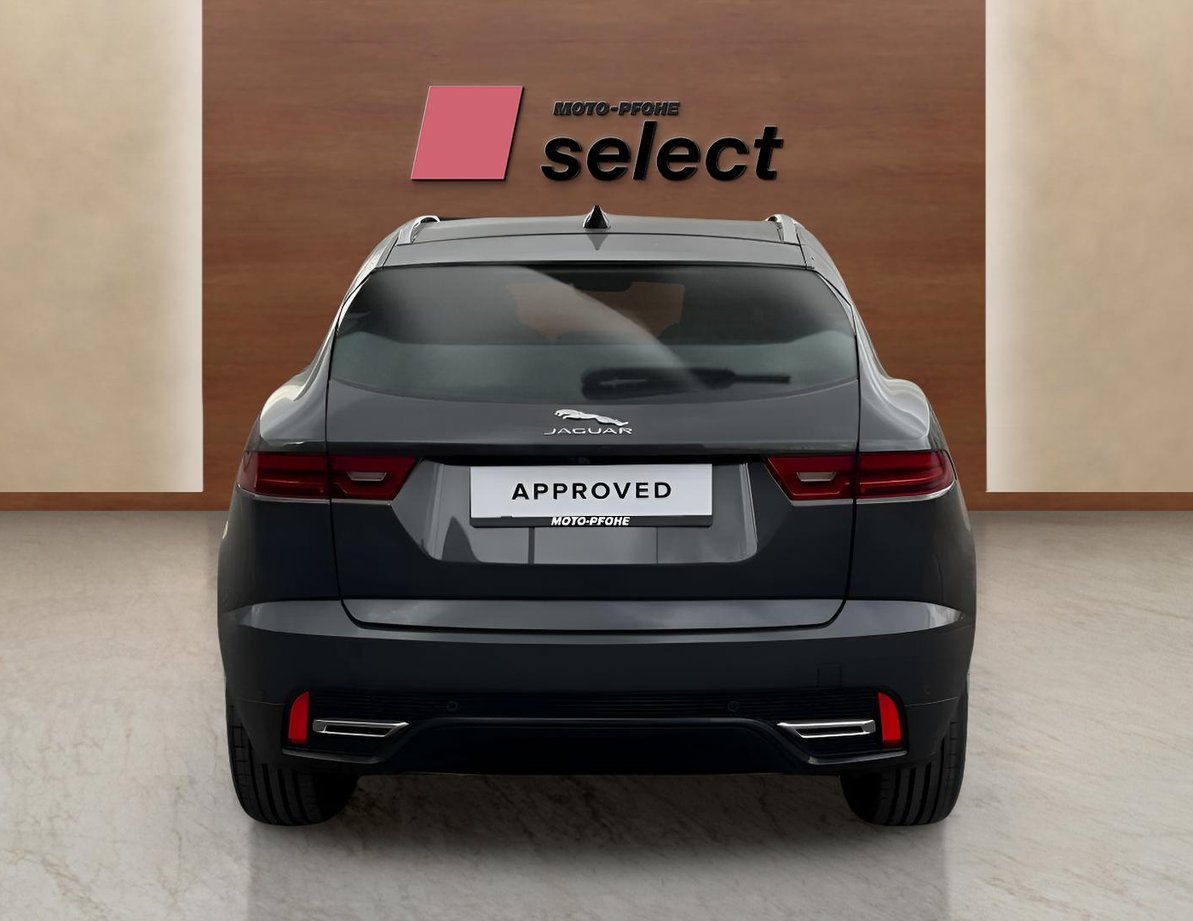 Jaguar E-Pace употребяван