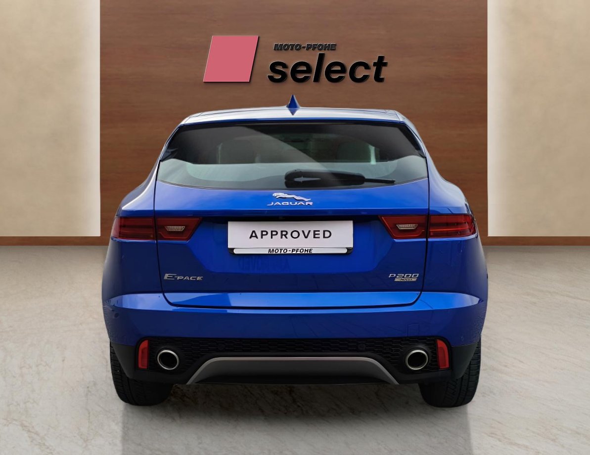 Jaguar E-Pace употребяван