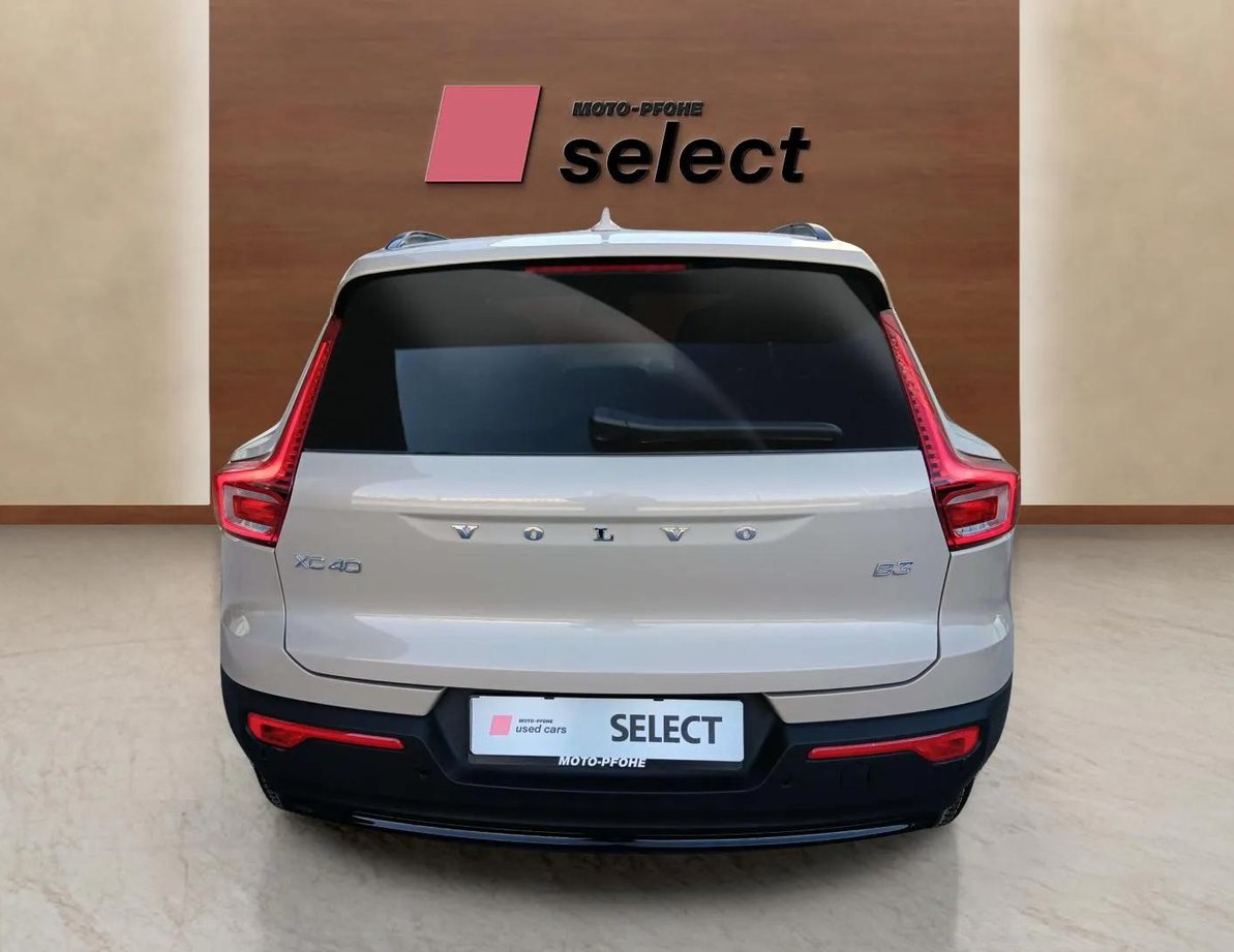 Volvo XC40 употребяван