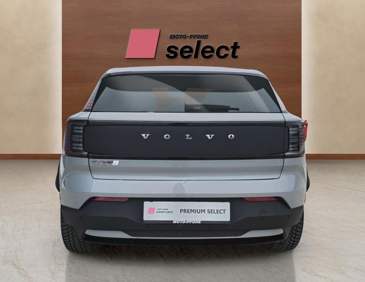 Volvo EX30 употребяван