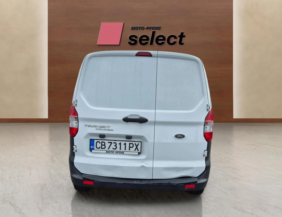 Ford Courier употребяван