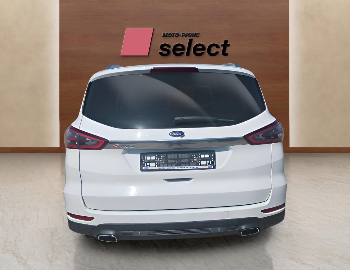 Ford S-Max употребяван