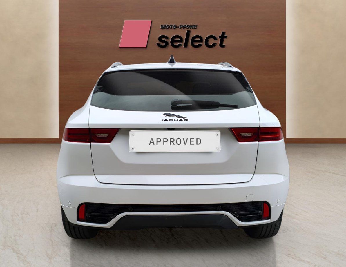 Jaguar E-Pace употребяван