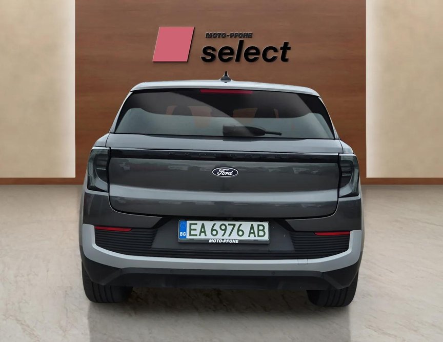 Ford E-Explorer употребяван