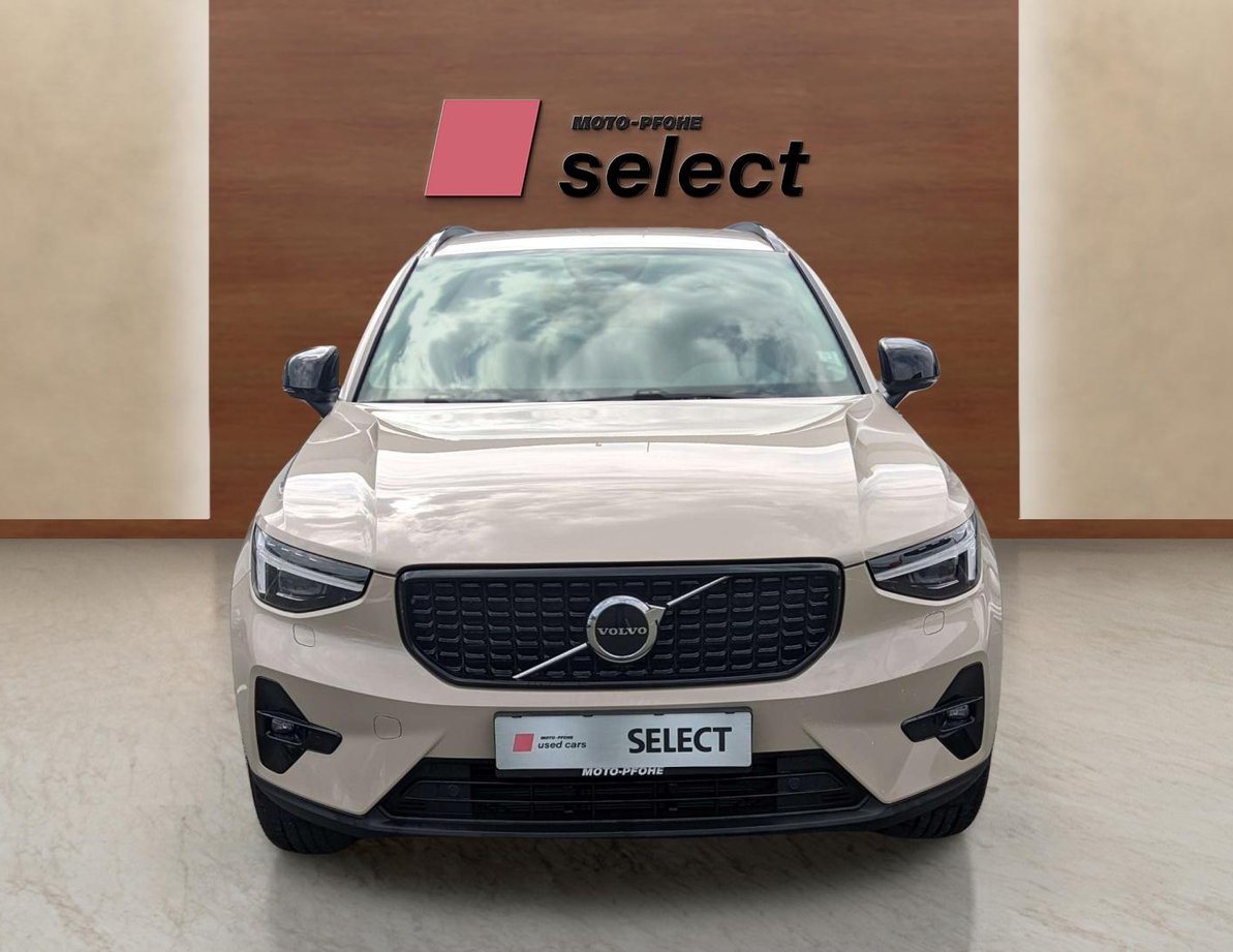 Volvo XC40 употребяван