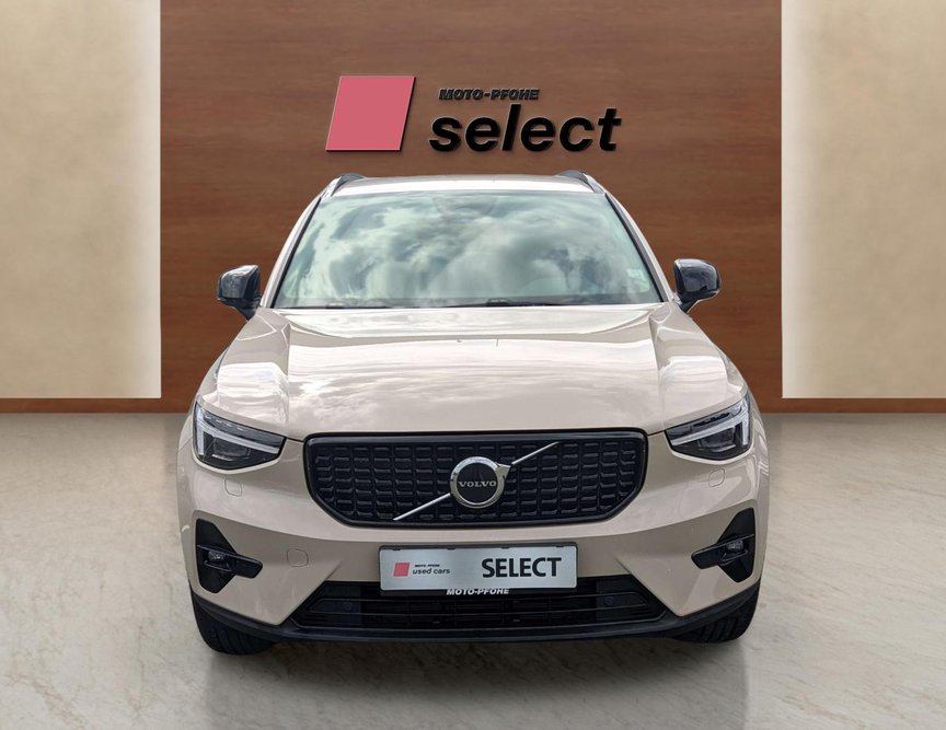 Volvo XC40 употребяван