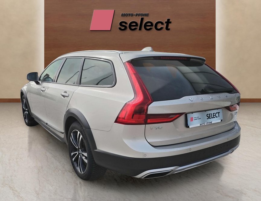 Volvo V90 Cross Country употребяван