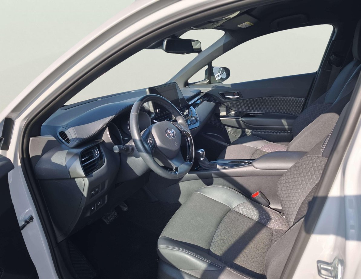 Toyota CHR употребяван