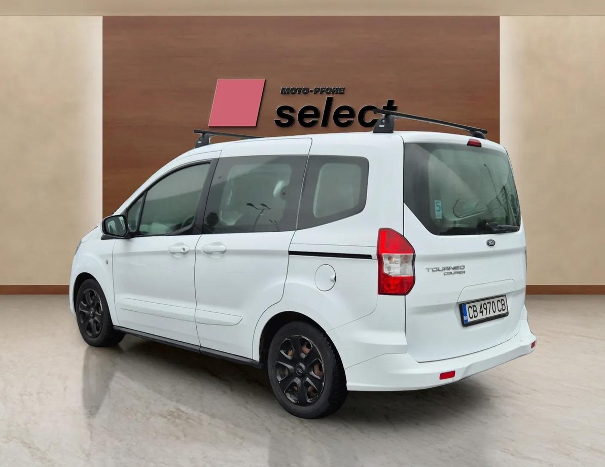 Ford Courier употребяван