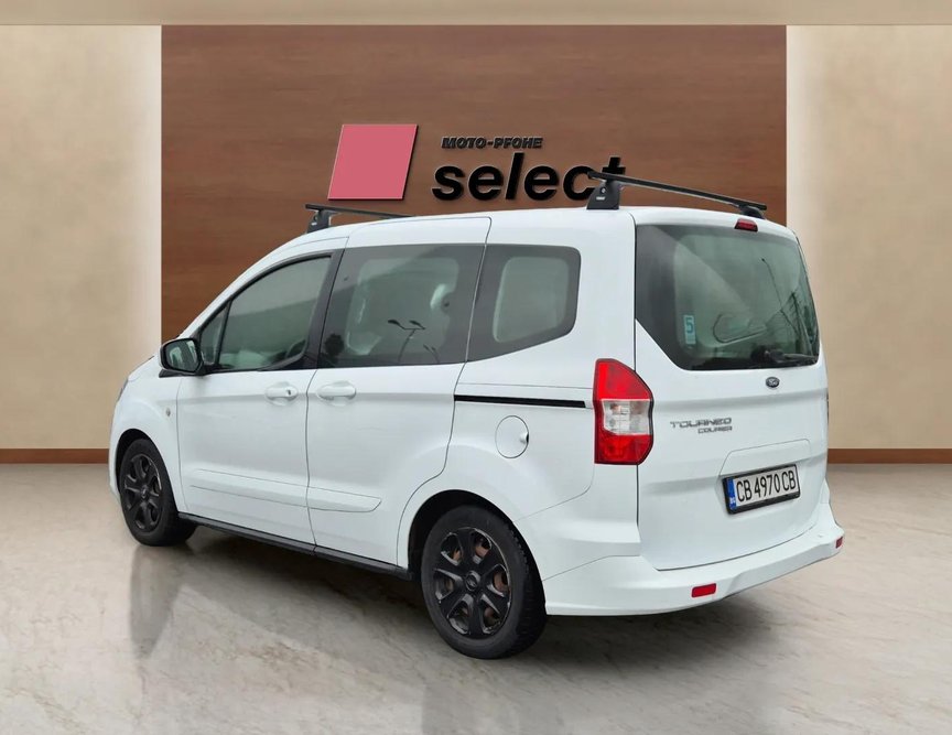 Ford Courier употребяван