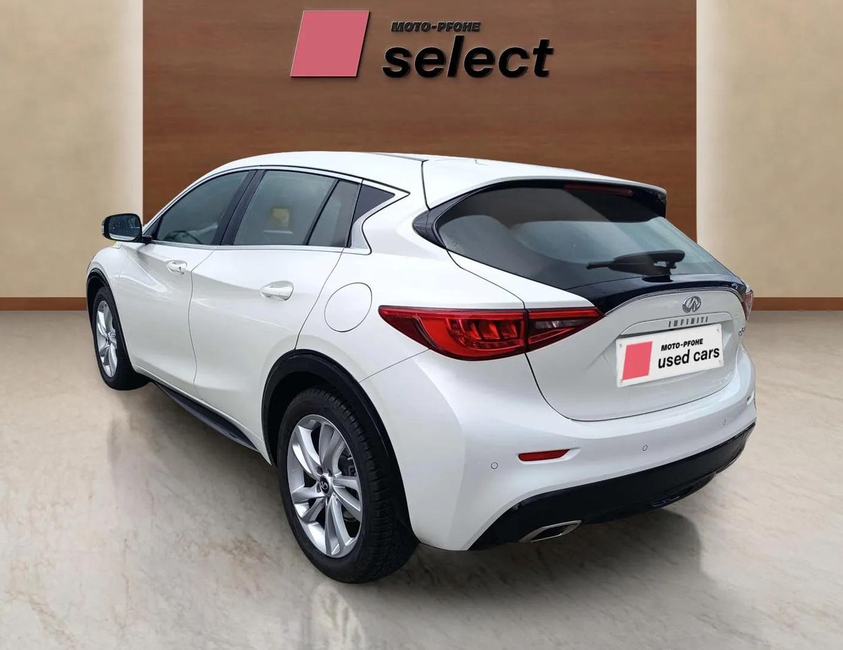 Infiniti Q30 употребяван