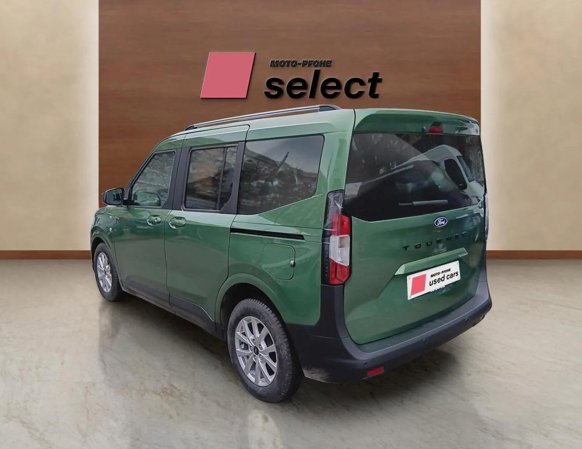 Ford Courier употребяван