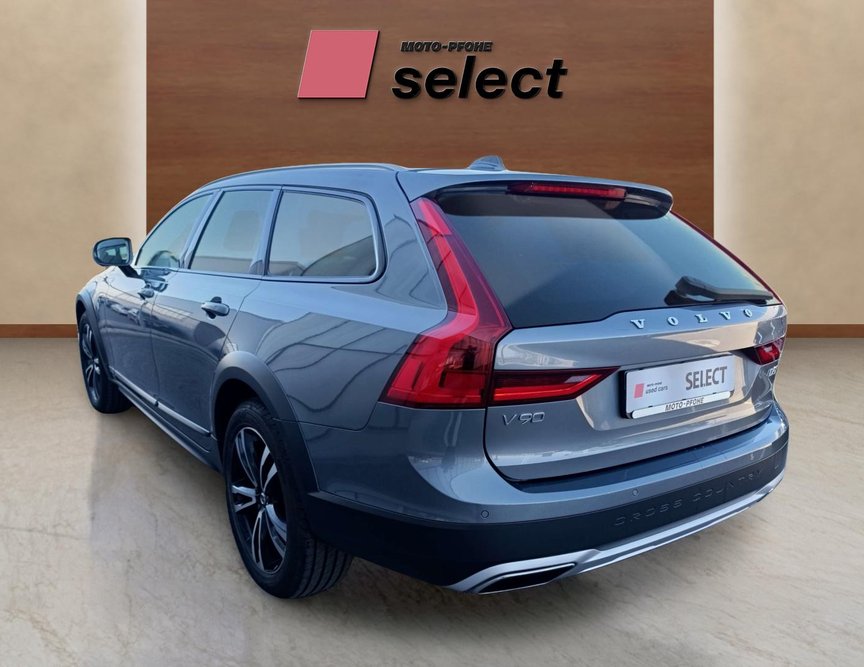 Volvo V90 Cross Country употребяван