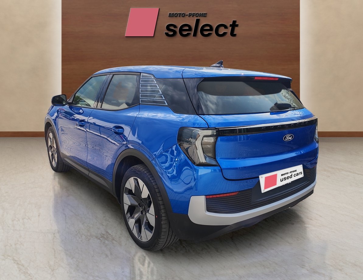 Ford E-Explorer употребяван