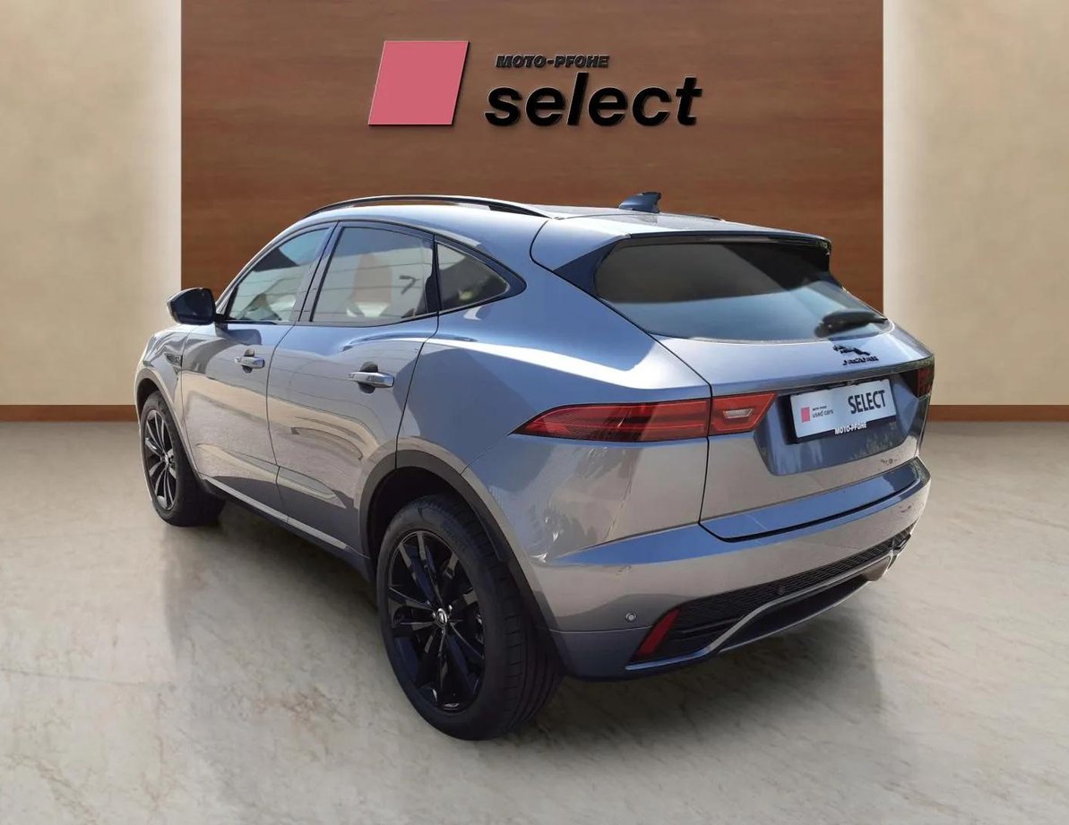 Jaguar E-Pace употребяван