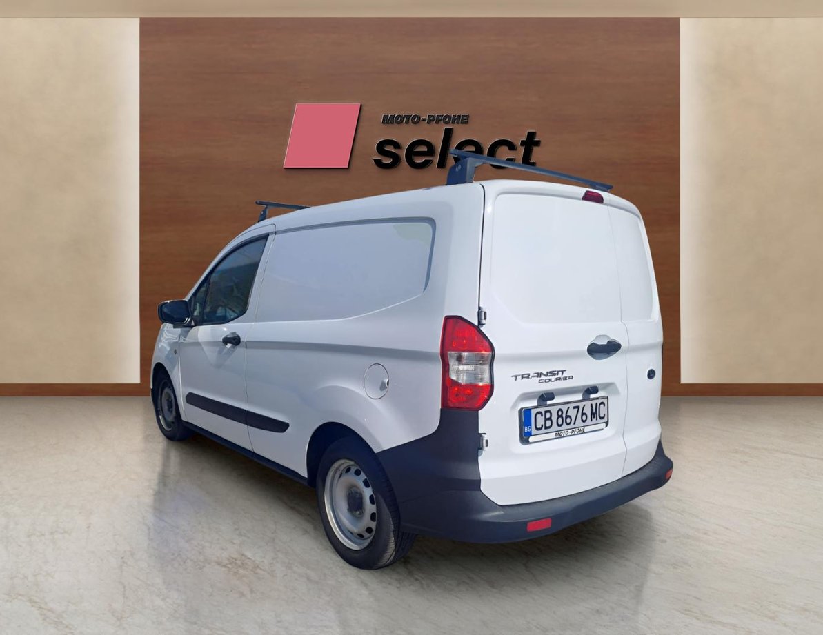 Ford Courier употребяван