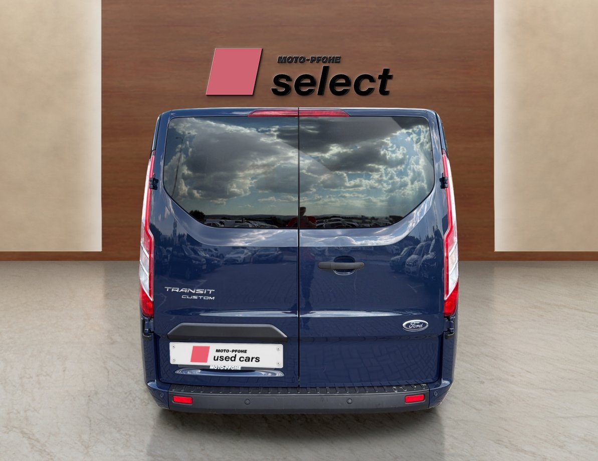 Ford Tourneo Custom употребяван