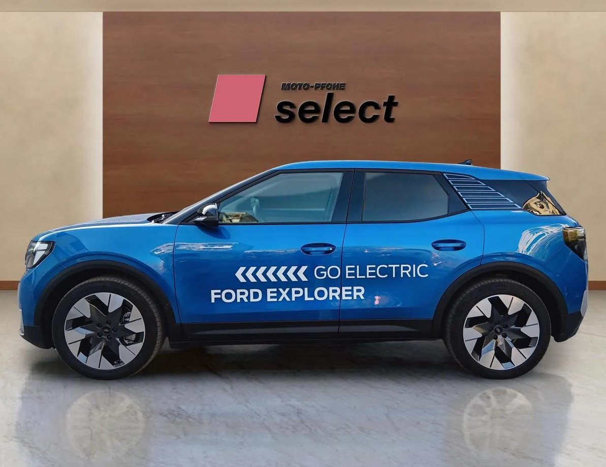 Ford E-Explorer употребяван