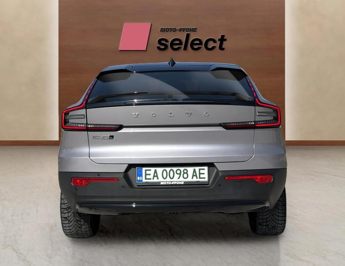 Volvo EX40 употребяван