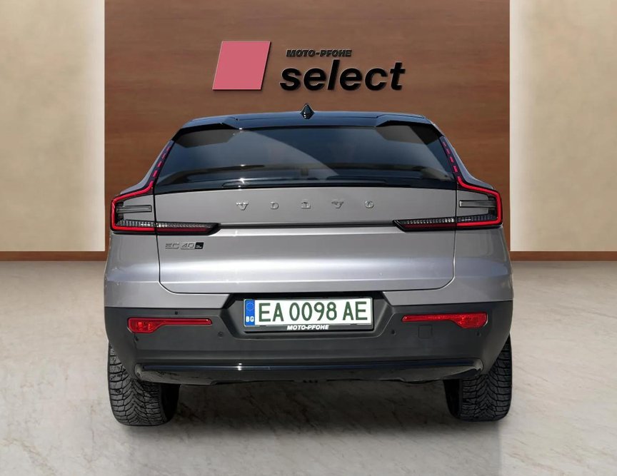 Volvo EX40 употребяван