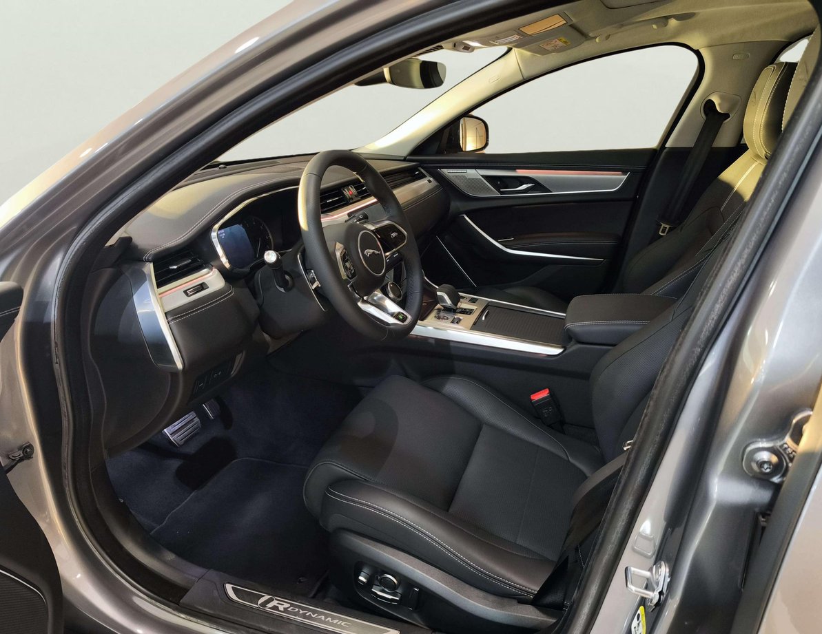 Jaguar XF употребяван