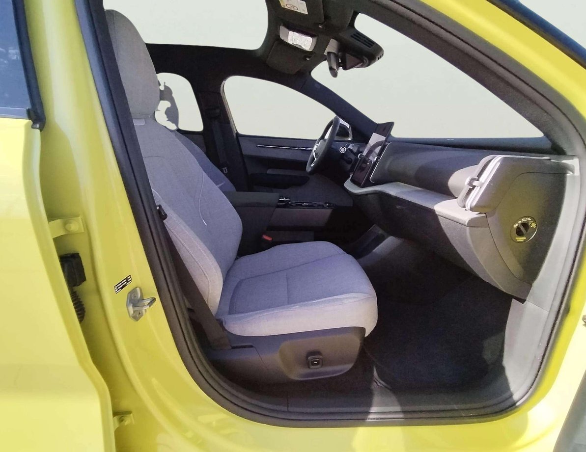 Volvo EX30 употребяван