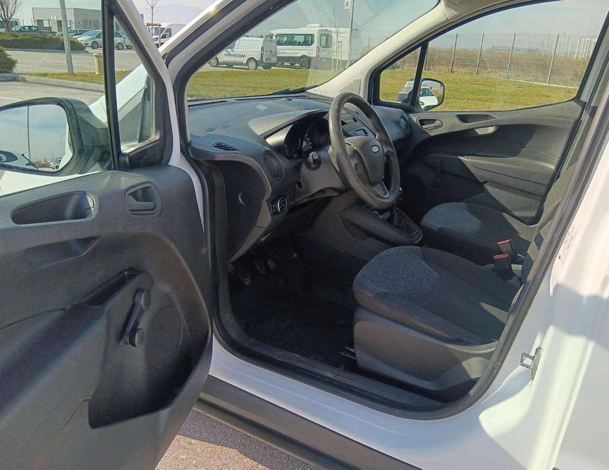 Ford Courier употребяван
