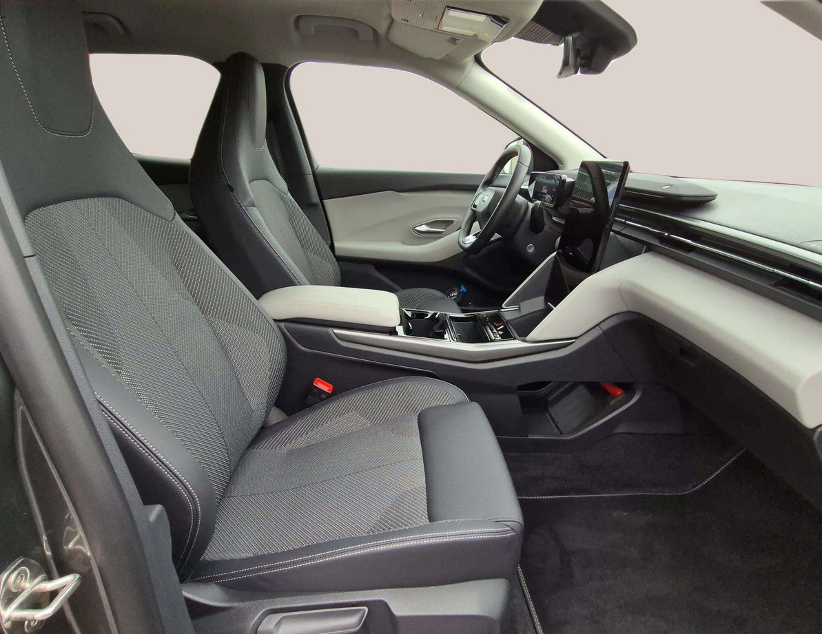 Ford E-Explorer употребяван