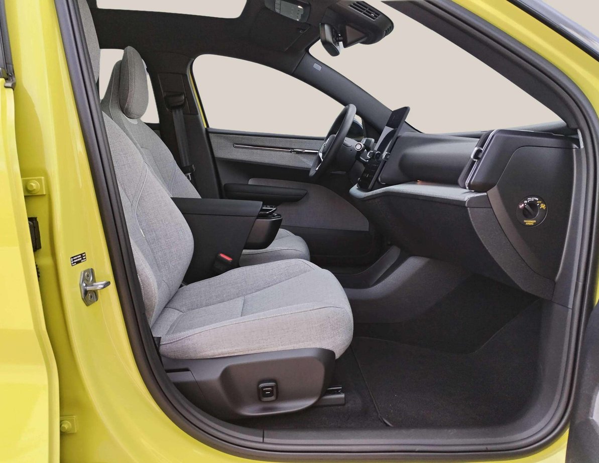 Volvo EX30 употребяван