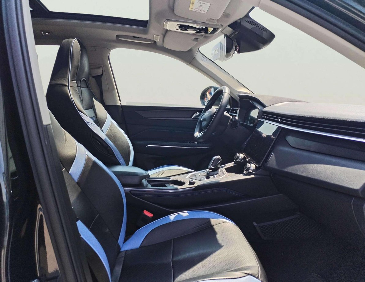 Lynk & Co 01 употребяван