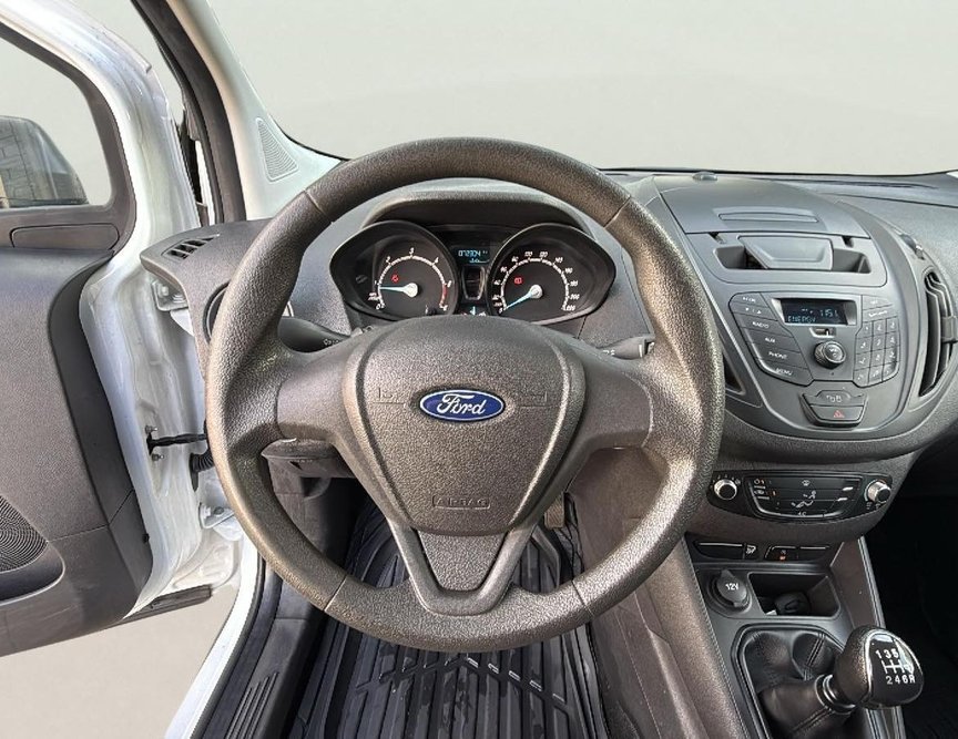 Ford Courier употребяван