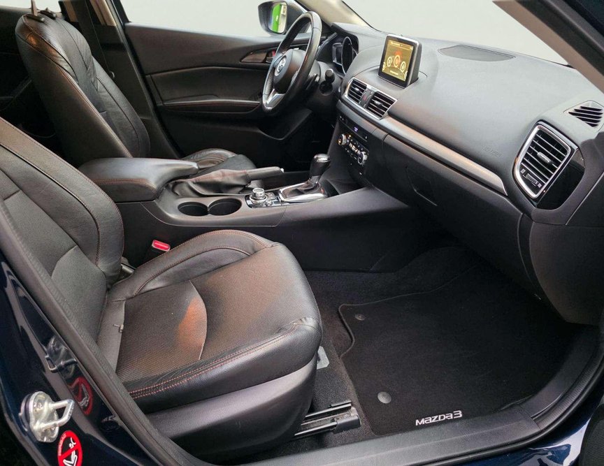 Mazda 3 употребяван