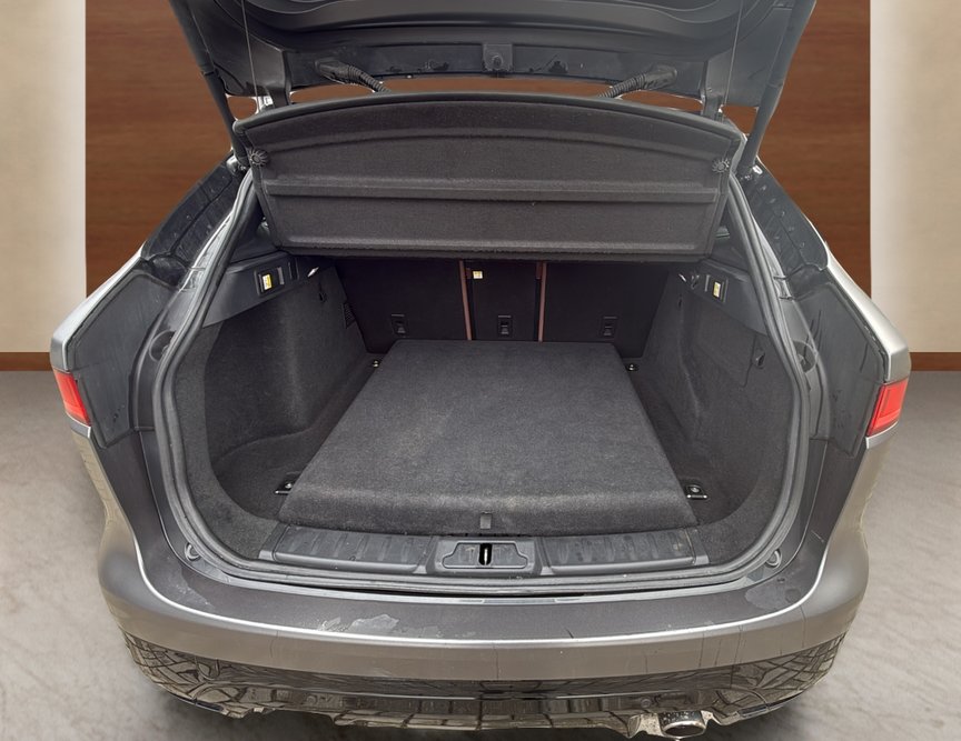 Jaguar F-Pace употребяван