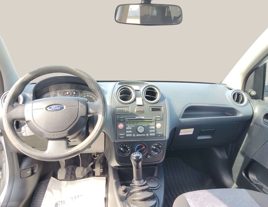 Ford Fiesta tablo.jpg