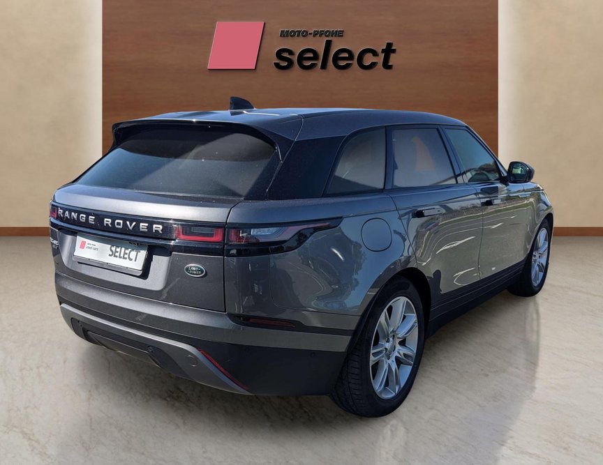 Range Rover Velar otzad v dqsno