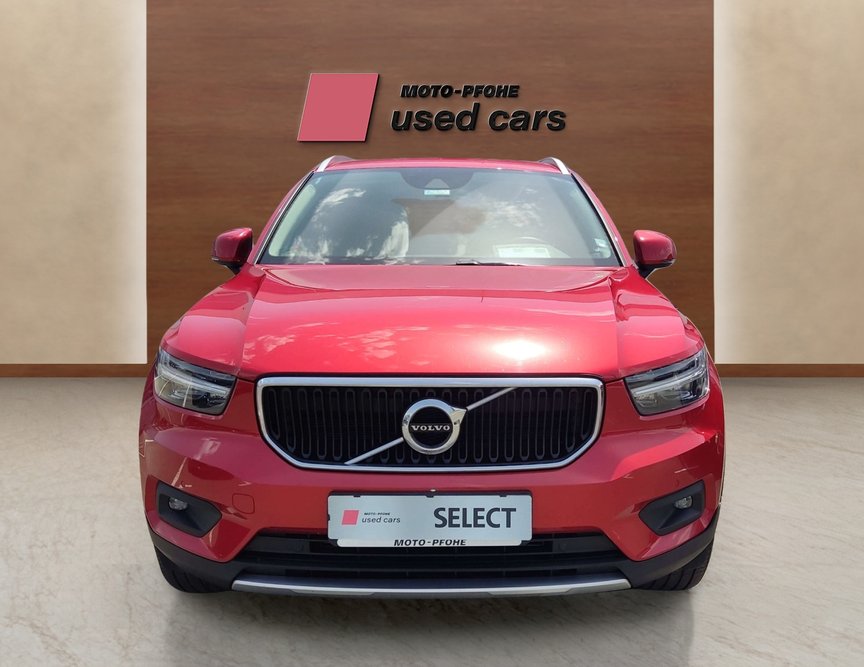 Volvo%20XC40%20otpred