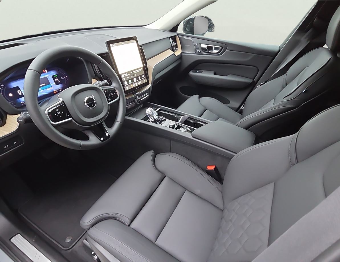 Volvo XC60 PHEV употребяван