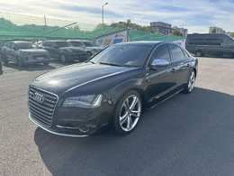 Audi S8