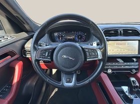 jaguar  f type svr upotrebqvan