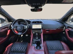 jaguar  f type svr upotrebqvan